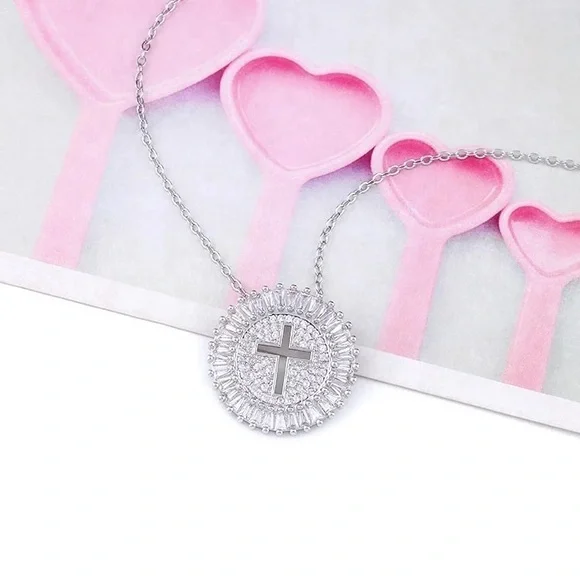 New Unisex 925 Silver Round cut Diamond Necklace - Picture 2 of 3